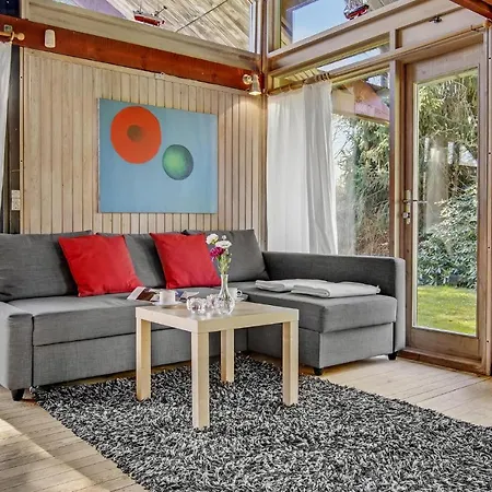 Holiday home 2 Bedroom Cozy In