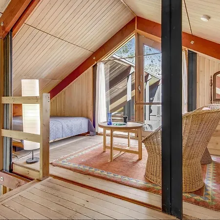 2 Bedroom Cozy In * Dronningmølle