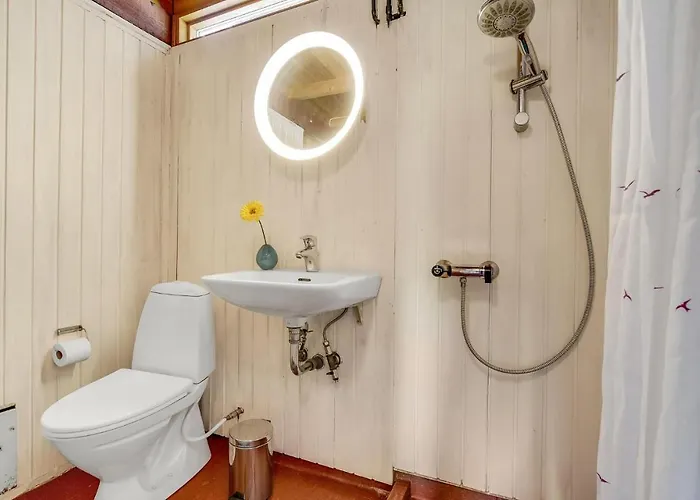 2 Bedroom Cozy In * Dronningmølle